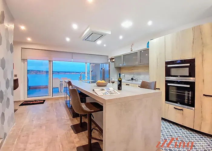 Seafront Mellieha With Stunning Sea Views Is-Sellum