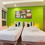 公寓 Seafront Mellieha With Stunning Sea Views