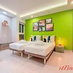 Seafront Mellieha With Stunning Sea Views 公寓 *