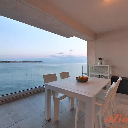 Seafront Mellieha With Stunning Sea Views Daire Is-Sellum
